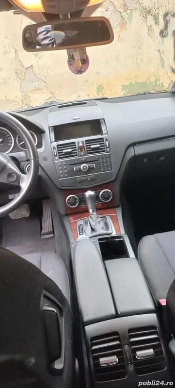 Second-hand Mercedes C220 170 CP (125 kW) 2008 Berlinǎ
