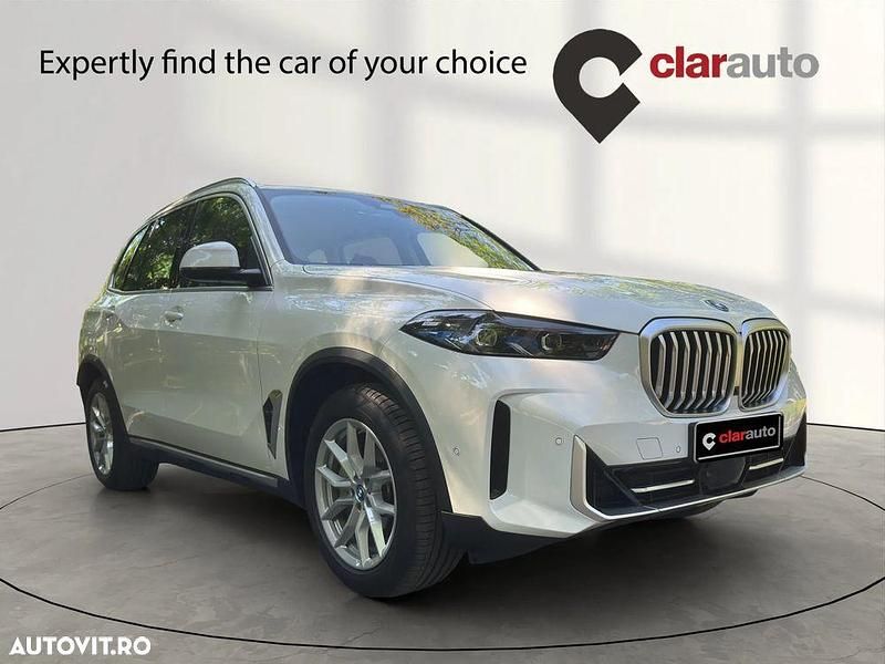 Culoarealb Second-hand 2023 BMW X5 Comfort Edition SUV | 72.479 EUR (Super Preț) - Imagine 1/4