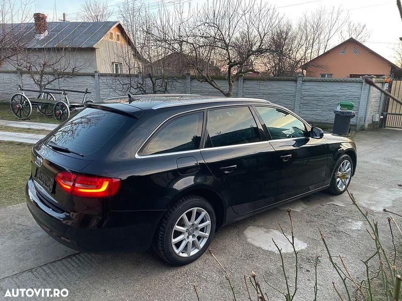 Second-hand Audi A4 Competition 177 CP (130 kW) 2012 Culoarenegru Break