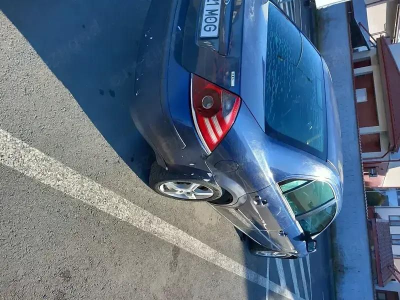 Utilizat 2003 Ford Mondeo Berlinǎ | 1.100 EUR - Imagine 1/4