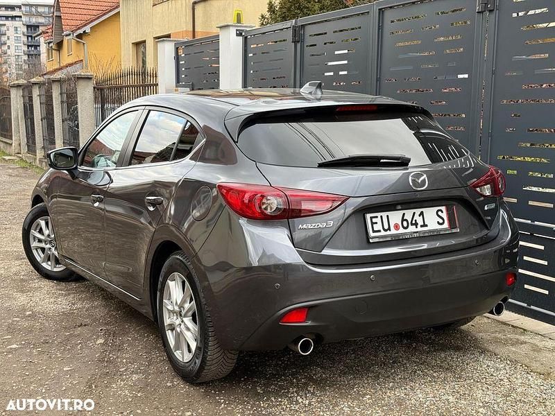 Second-hand Mazda 3 Center-Line 120 CP (88 kW) 2014 Culoaregri Hatchback