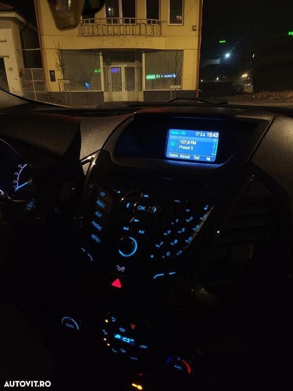 Second-hand Ford Ecosport Titanium 125 CP (91 kW) 2016 Culoaregalbeuriu SUV