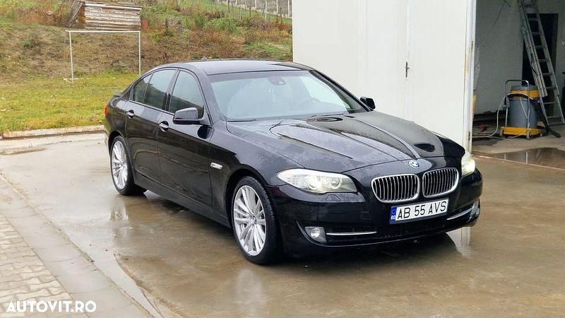 Culoarenegru Utilizat 2010 BMW 535 Luxury Line Berlinǎ | 13.400 EUR (Preț OK) - Imagine 1/4