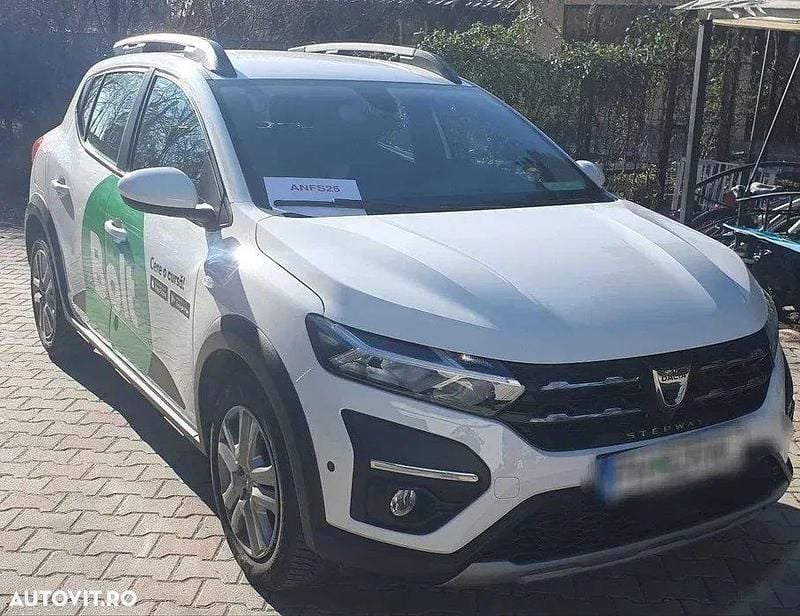 Culoarealb Utilizat 2022 Dacia Sandero Stepway Hatchback | 11.999 EUR (Preț OK) - Imagine 1/4