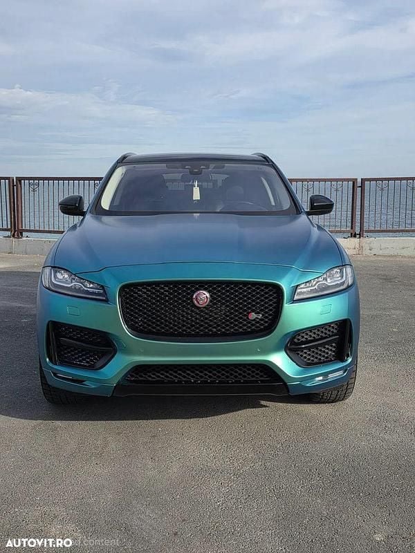 Culoarealbastru Utilizat 2016 Jaguar F-Pace R-Sport SUV | 16.499 EUR (Puțin scump) - Imagine 1/4