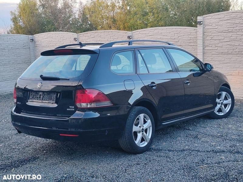 Second-hand VW Golf VI 105 CP (77 kW) 2011 Culoarenegru Hatchback
