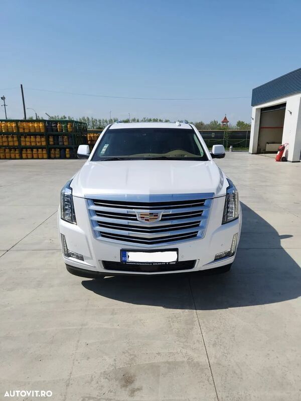 Alb Utilizat 2016 Cadillac Escalade SUV | 39.900 EUR - Imagine 1/4