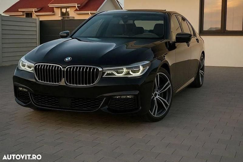 Culoarenegru Utilizat 2016 BMW 750 Comfort Edition Berlinǎ | 27.300 EUR (Preț OK) - Imagine 1/4