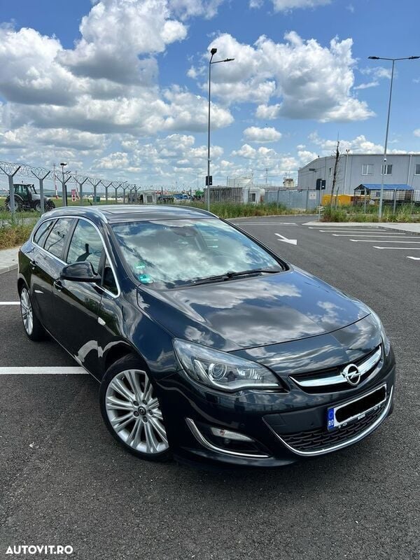 Negru Utilizat 2015 Opel Astra Enjoy Break | 6.000 EUR (Preț OK) - Imagine 1/4