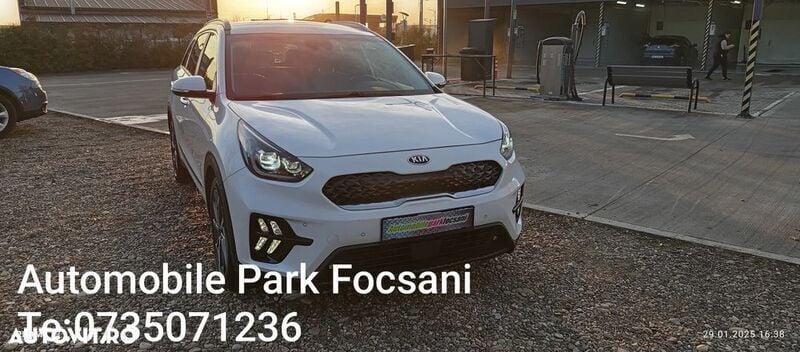 Alb Utilizat 2020 Kia Niro Spirit SUV | 17.500 EUR (Preț OK) - Imagine 1/4