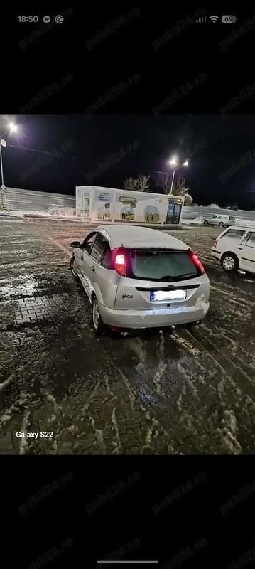 Second-hand Ford Focus 101 CP (74 kW) 2002 Berlinǎ