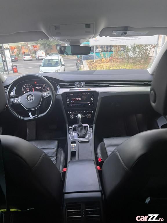 Utilizat 2018 VW Passat R-line Break | 17.000 EUR - Imagine 1/4