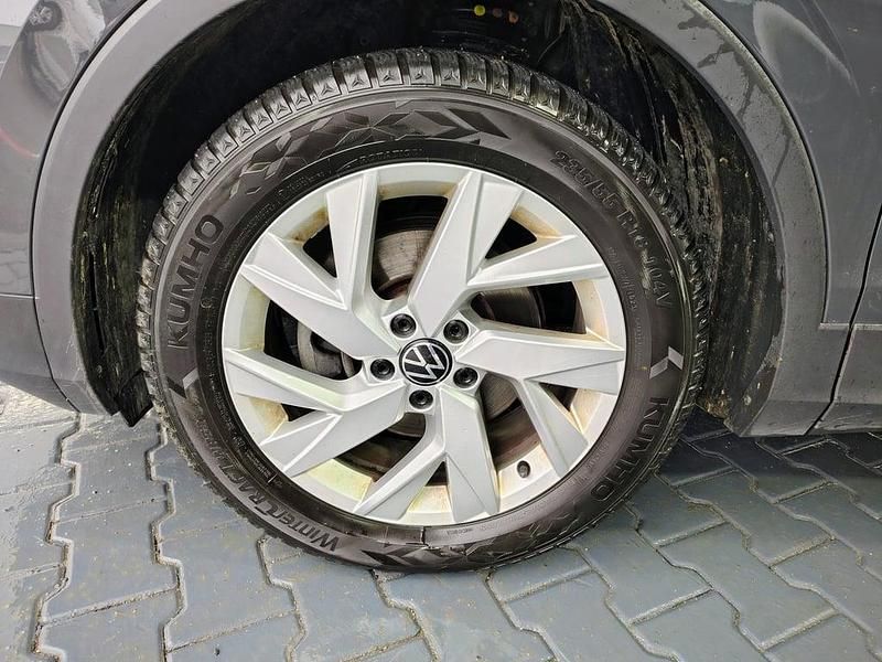 Second-hand VW Tiguan Life 150 CP (110 kW) 2023 Gri mediu  normal SUV