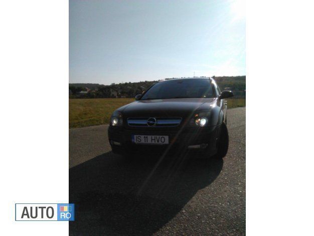 Second-hand Opel Signum 150 CP (110 kW) 2005 Albastru Hatchback