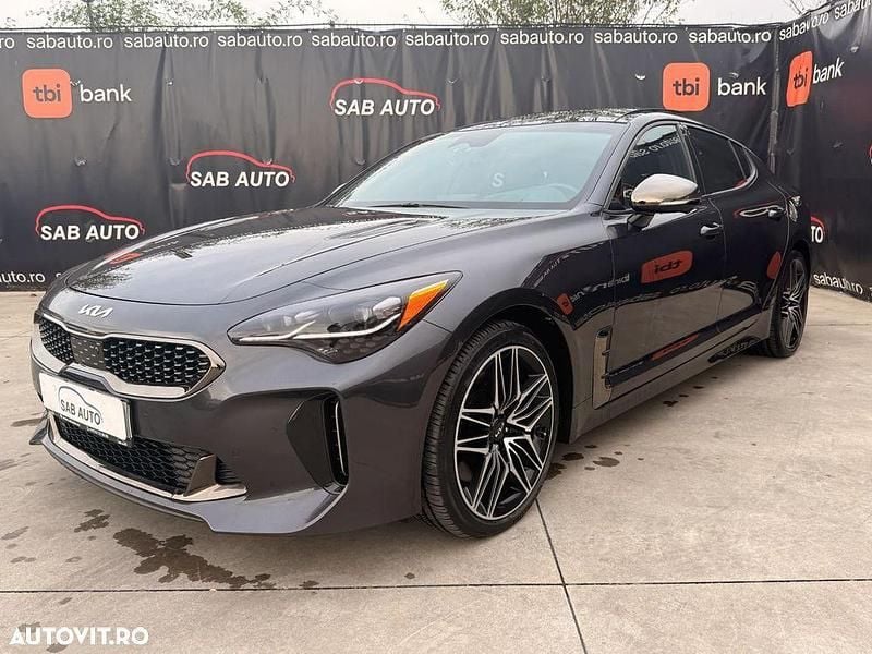 Second-hand Kia Stinger GT 366 CP (269 kW) 2023 Culoareargint Hatchback