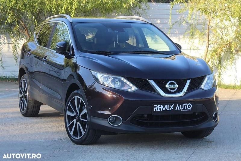 Culoaremaro Utilizat 2014 Nissan Qashqai Tekna SUV | 11.100 EUR (Preț OK) - Imagine 1/4