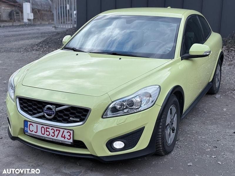 Culoaregalbeuriu Utilizat 2012 Volvo C30 Momentum Hatchback | 4.599 EUR - Imagine 1/4