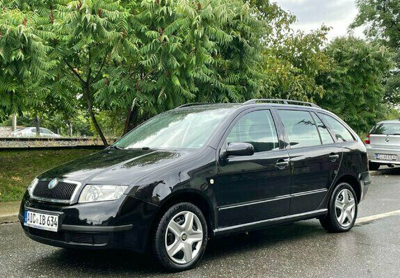 Second-hand Skoda Fabia 75 CP (55 kW) 2004 Negru Hatchback