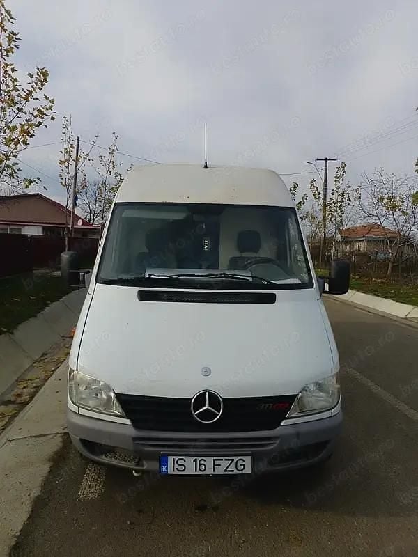 Utilizat 2006 Mercedes Sprinter Van | 4.750 EUR (Preț OK) - Imagine 1/4