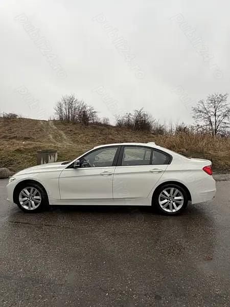 Second-hand BMW 328 Sport Line 245 CP (180 kW) 2013 Alb Berlinǎ