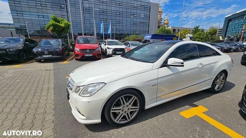 Culoarealb Utilizat 2010 Mercedes E350 Coupe | 10.850 EUR (Preț bun) - Imagine 1/4