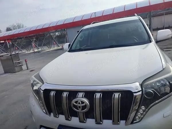 Utilizat 2016 Toyota Land Cruiser | 28.500 EUR (Preț OK) - Imagine 1/4