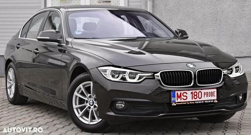 Second-hand BMW 320 Luxury Line 190 CP (139 kW) 2017 Culoaremaro Berlinǎ