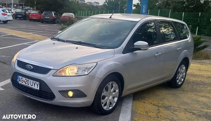 Gri Utilizat 2008 Ford Focus Trend Break | 2.150 EUR (Preț OK) - Imagine 1/4