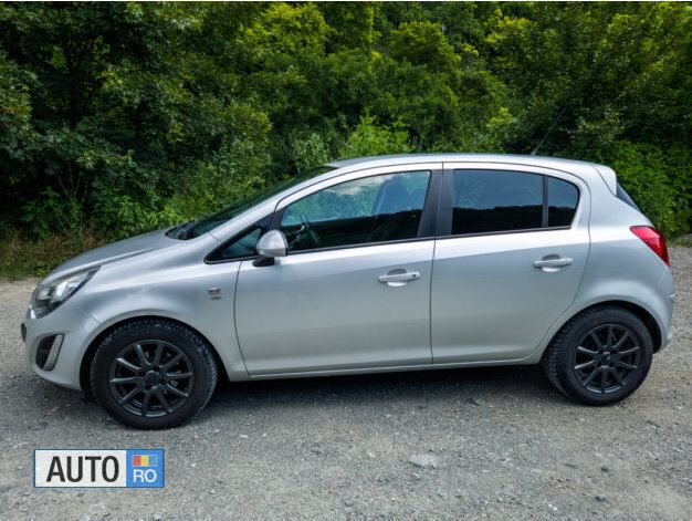 Argintiu Utilizat 2011 Opel Corsa Berlinǎ | 5.300 EUR (Scump) - Imagine 1/4