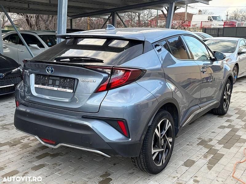 Second-hand Toyota C-HR Business Edition 122 CP (89 kW) 2022 Culoaregri SUV