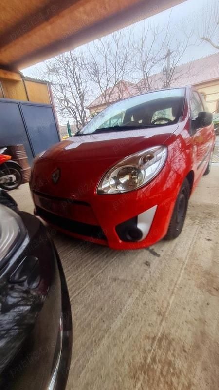 Utilizat 2011 Renault Twingo Hatchback | 1.650 EUR - Imagine 1/4