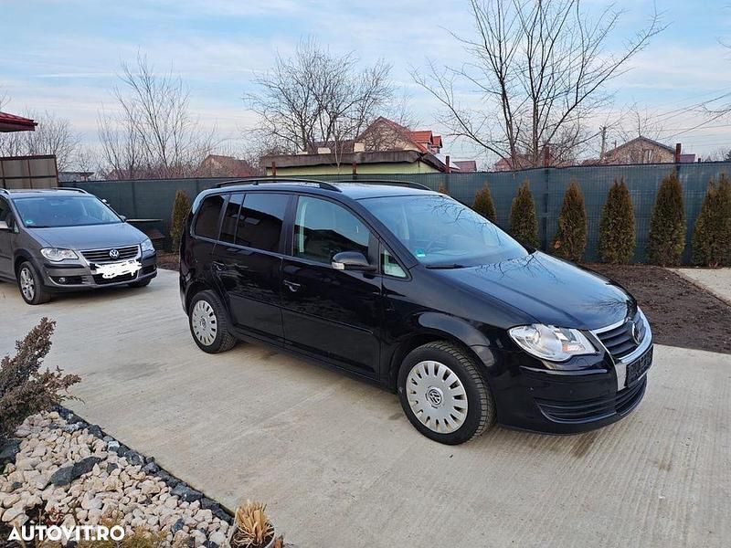 Negru Utilizat 2007 VW Touran Comfortline Monovolum | 3.790 EUR (Preț OK) - Imagine 1/4