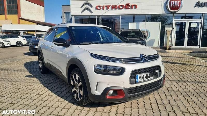 Alb Utilizat 2018 Citroën C4 Cactus PureTech Hatchback | 11.490 EUR (Puțin scump) - Imagine 1/4