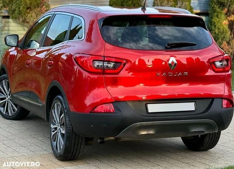Second-hand Renault Kadjar Bose Edition 130 CP (95 kW) 2015 Culoarerosu SUV