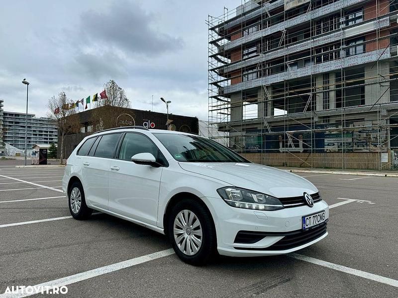 Second-hand VW Golf VII Comfortline 115 CP (84 kW) 2019 Culoarealb Break