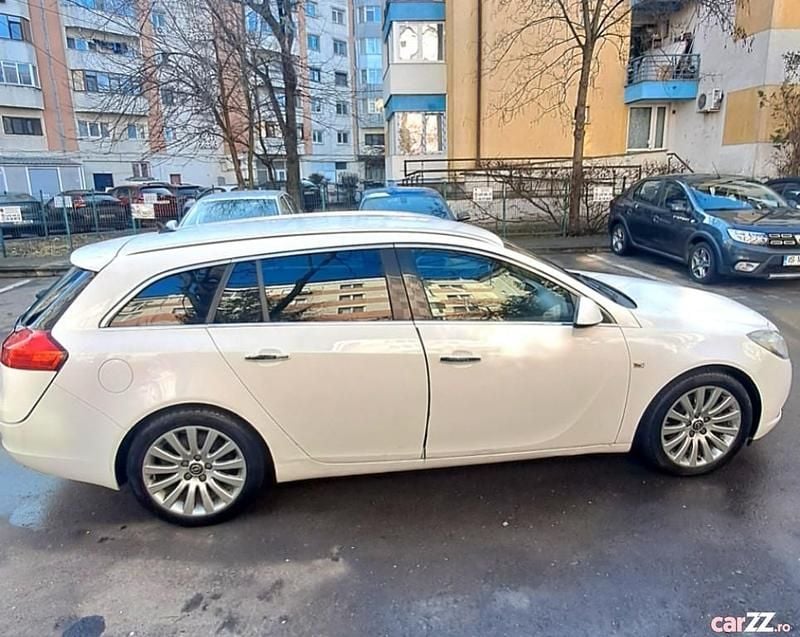 Second-hand Opel Insignia 2011 Hatchback