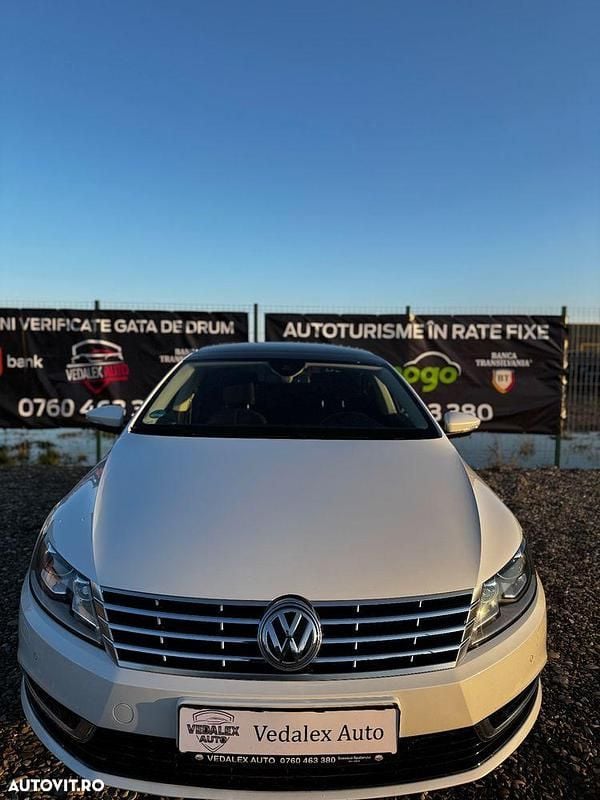 Culoarealb Utilizat 2013 VW Passat Berlinǎ | 12.990 EUR (Puțin scump) - Imagine 1/4