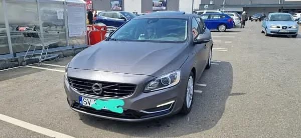Utilizat 2014 Volvo V60 Break | 10.700 EUR (Preț OK) - Imagine 1/4