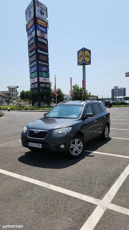 Gri Utilizat 2011 Hyundai Santa Fe Premium SUV | 7.200 EUR (Preț OK) - Imagine 1/4