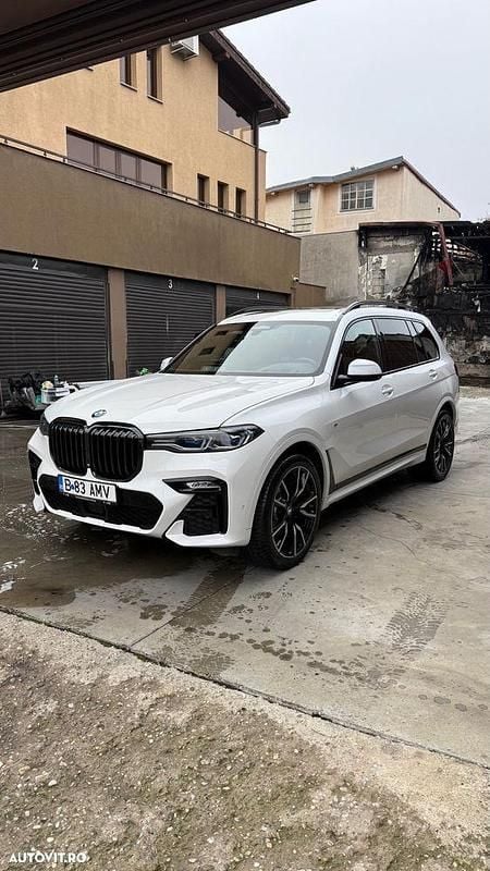 Culoarealb Utilizat 2022 BMW X7 Comfort Edition SUV | 63.700 EUR (Preț OK) - Imagine 1/4