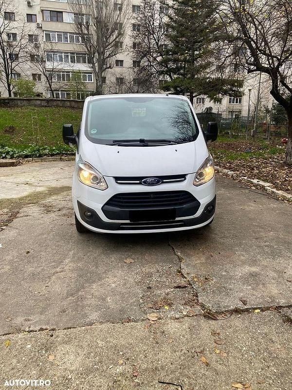 Culoarealb Second-hand 2018 Ford Transit Custom Trend Monovolum | 7.800 EUR (Super Preț) - Imagine 1/4