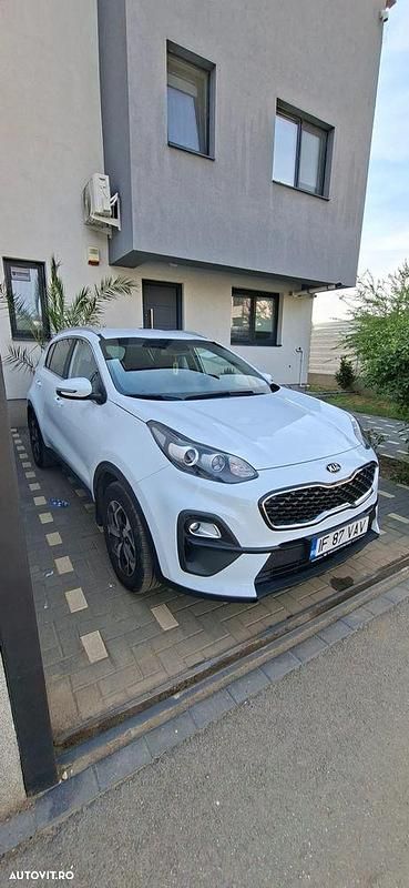 Culoarealb Utilizat 2021 Kia Sportage Style SUV | 16.300 EUR (Super Preț) - Imagine 1/4