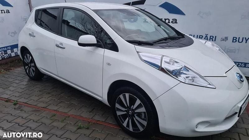 Alb Utilizat 2017 Nissan Leaf Tekna Hatchback | 8.990 EUR (Super Preț) - Imagine 1/4