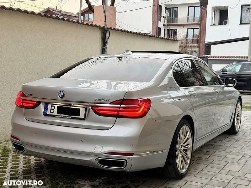 Second-hand BMW 740 Comfort Edition 320 CP (235 kW) 2017 Culoareargint Berlinǎ
