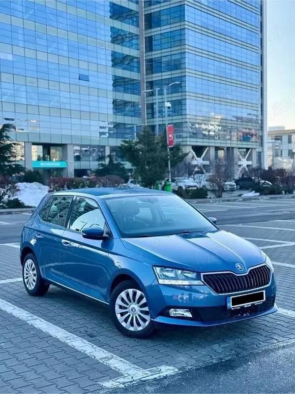 Second-hand Skoda Fabia Ambition 95 CP (69 kW) 2020 Albastru Hatchback