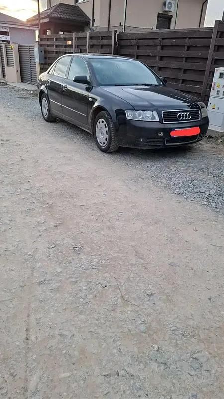 Utilizat 2001 Audi A4 Berlinǎ | 1.200 EUR (Preț OK) - Imagine 1/4