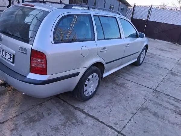 Second-hand Skoda Octavia Tour 101 CP (74 kW) 2007 Gri Break