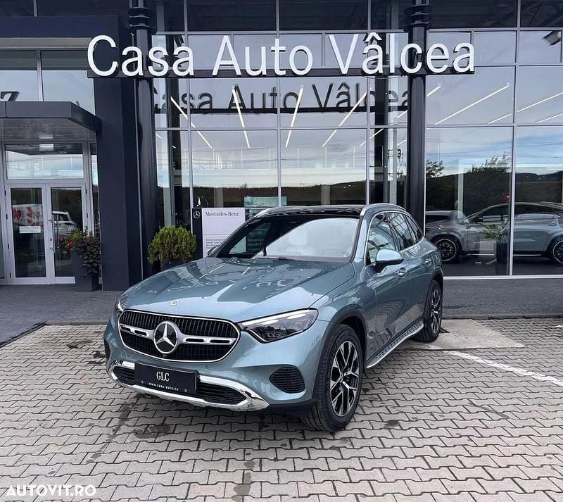 Culoareverde Nouă 2025 Mercedes GLC200 SUV | 70.051 EUR (Preț OK) - Imagine 1/4