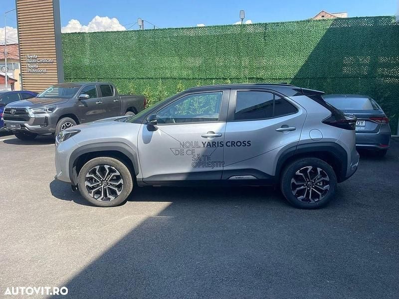 Second-hand Toyota Yaris Cross 116 CP (85 kW) 2024 Culoaregri SUV