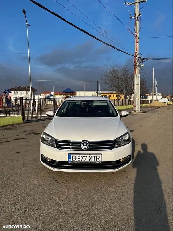 Second-hand VW Passat Comfortline 140 CP (102 kW) 2014 Alb Break